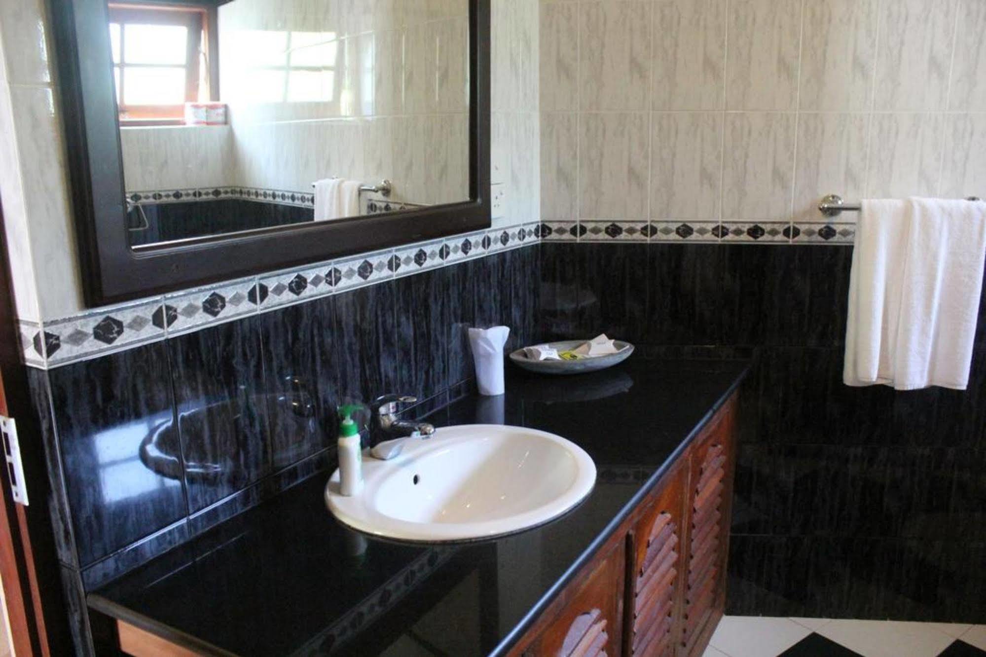 Hotel Bentota Village מראה חיצוני תמונה