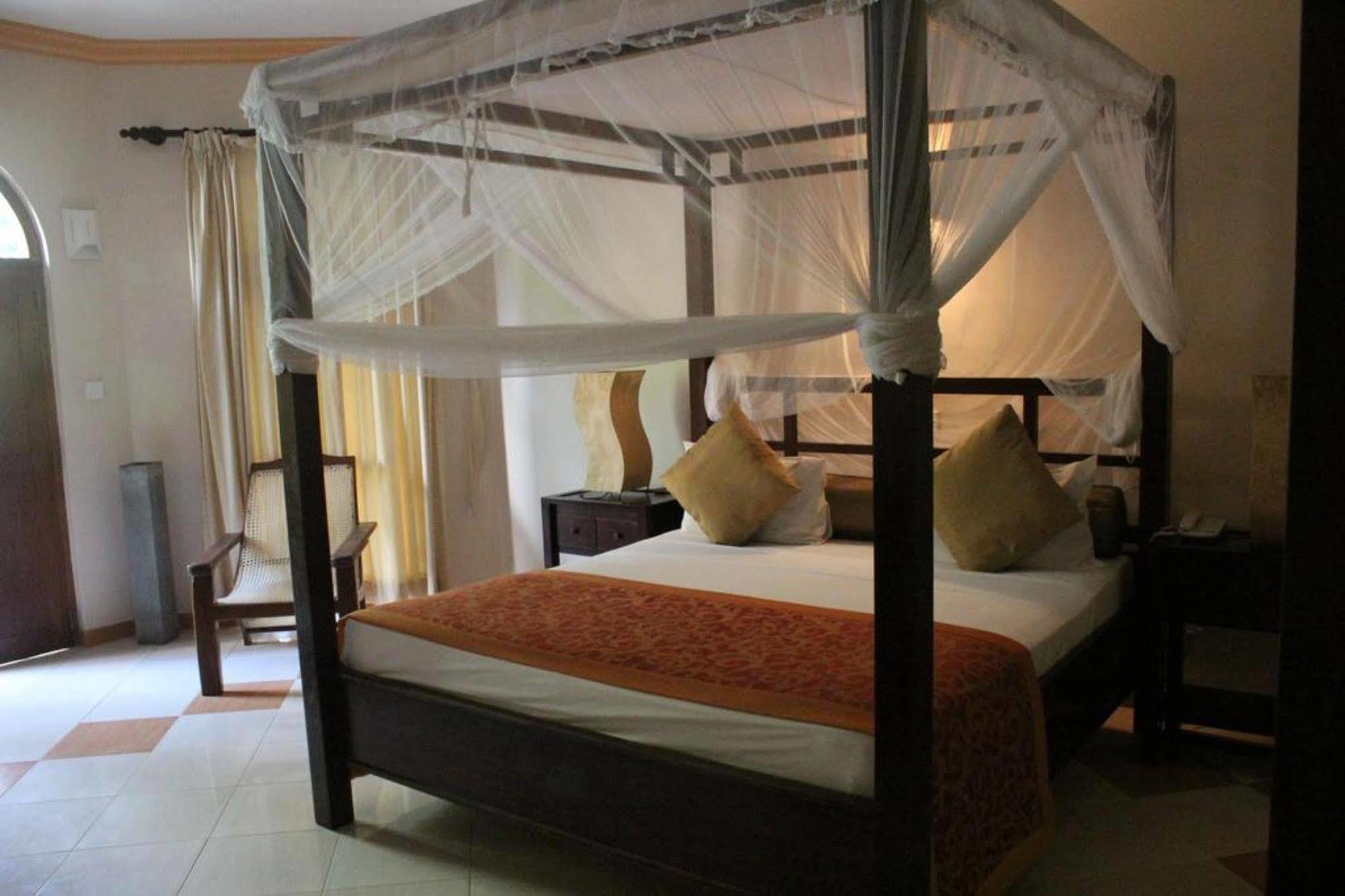 Hotel Bentota Village מראה חיצוני תמונה