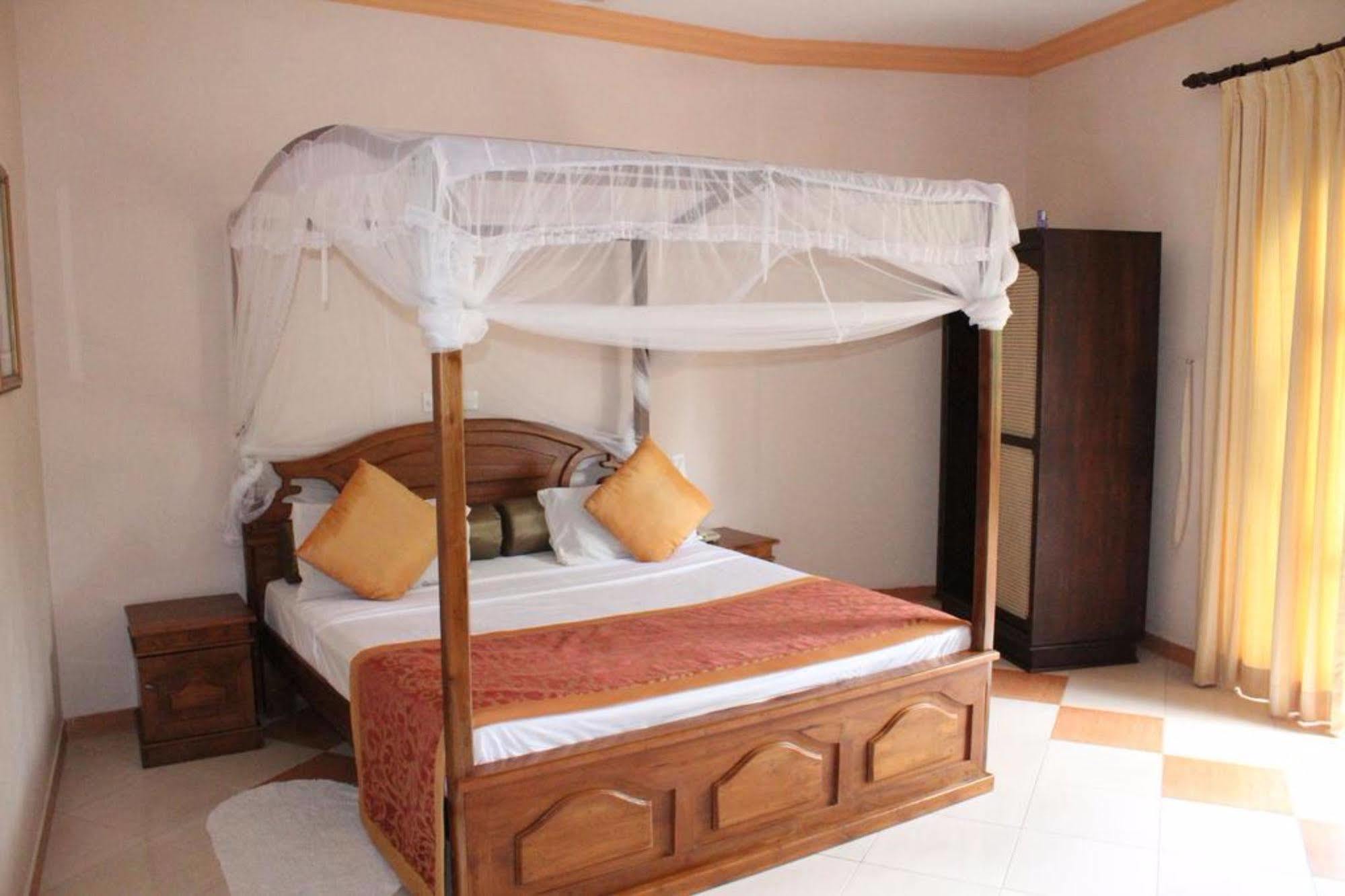 Hotel Bentota Village מראה חיצוני תמונה
